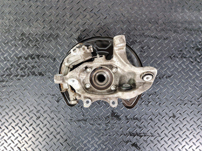 14-21 MERCEDES BENZ C200 W205 REAR LEFT PASSENGER SIDE WHEEL HUB A2055467380