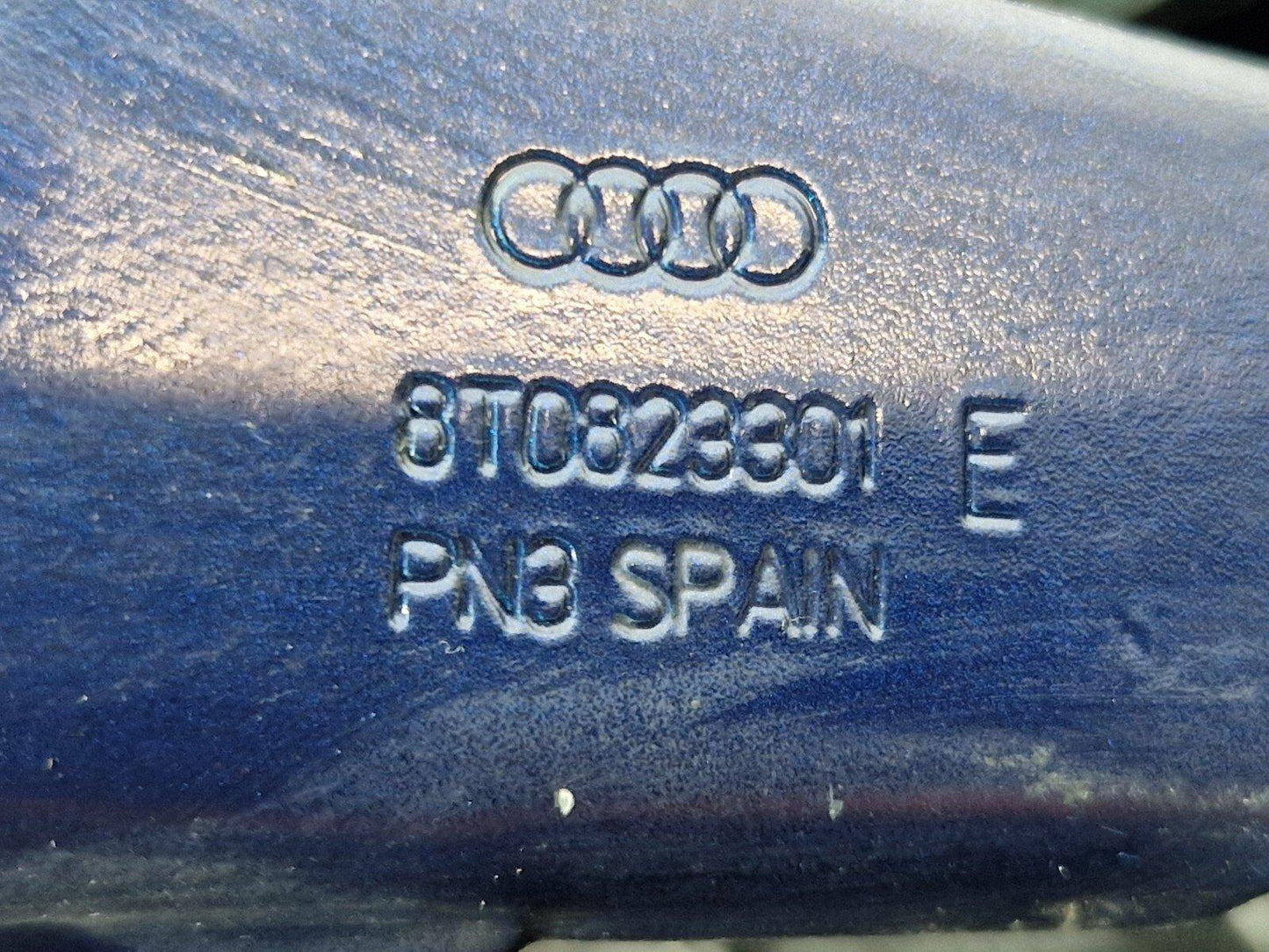 12-17 AUDI S5 CONVERTIBLE FRONT LEFT BONNET HOOD HINGE IN BLUE 8T0823301E