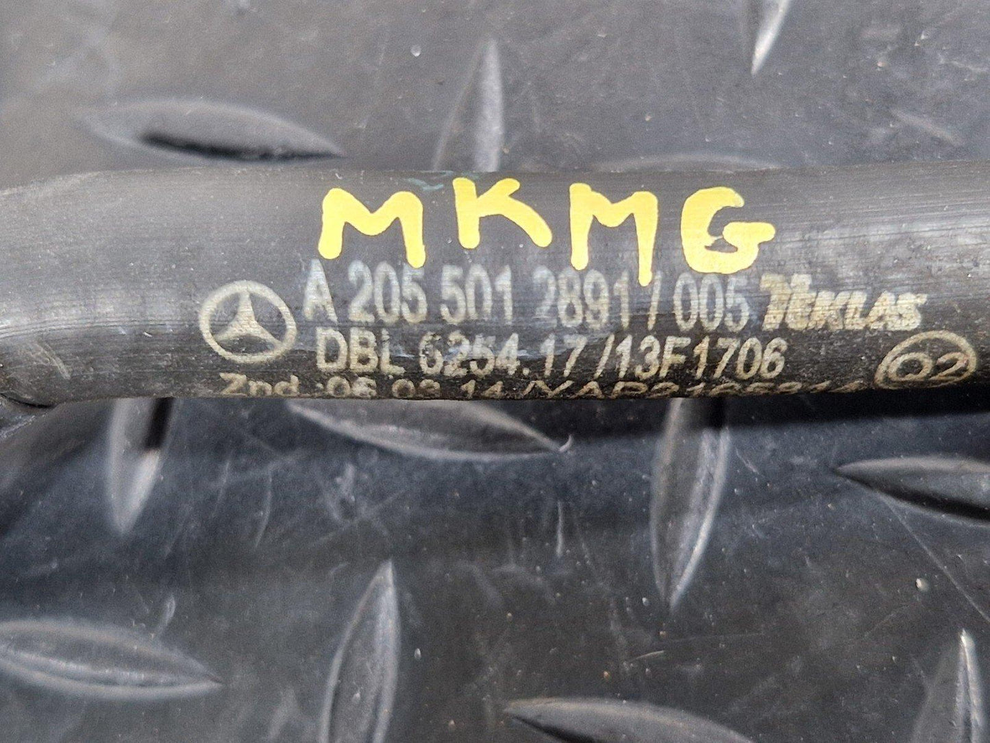 14-21 MERCEDES BENZ C220 W205  AD BLUE COOLING FEED RETURN LINE A2055012891