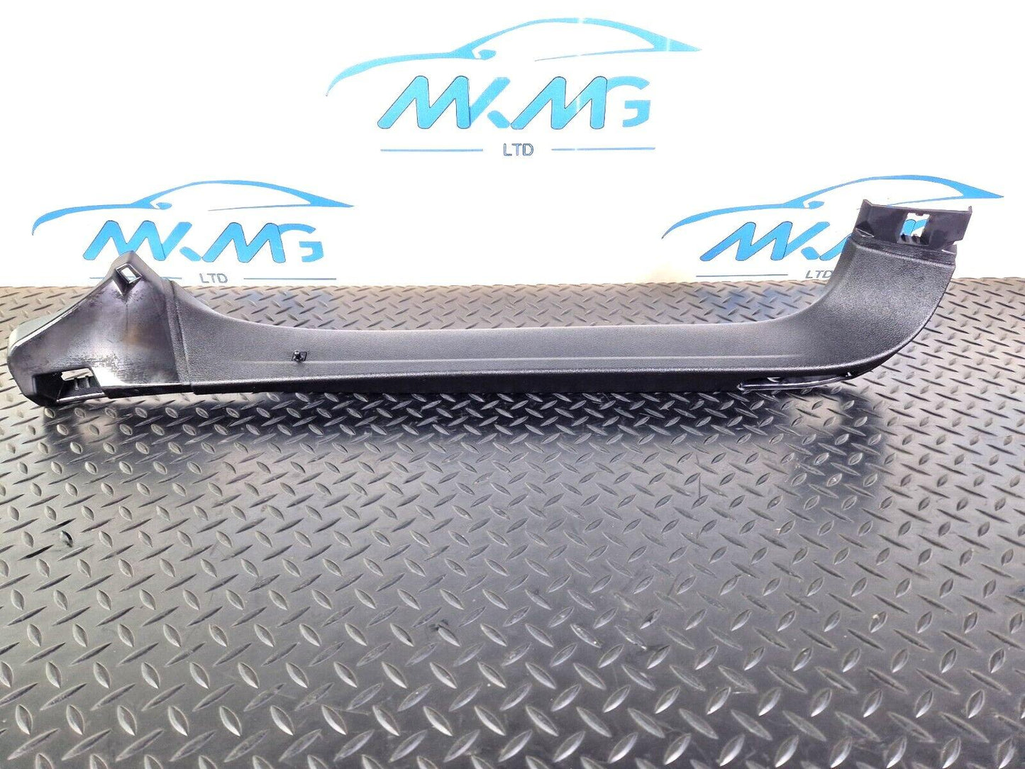 10-18 AUDI A7 4G S-LINE GENUINE BOOT LID LEFT SIDE TRIM INNER PANEL 4G8867607