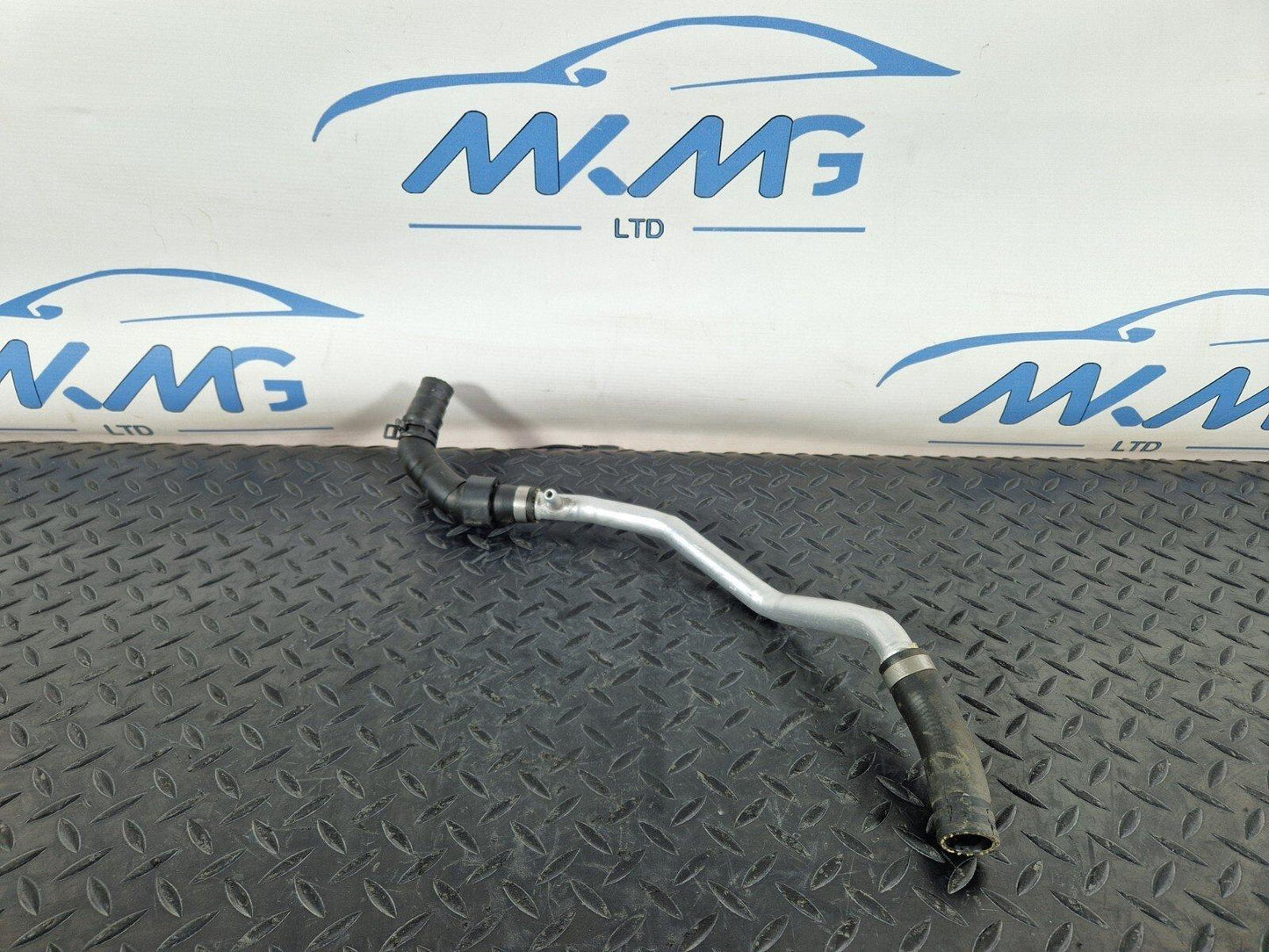 14-21 MERCEDES BENZ C200d W205 GENUINE OEM COOLANT HOSE PIPE A2058303302