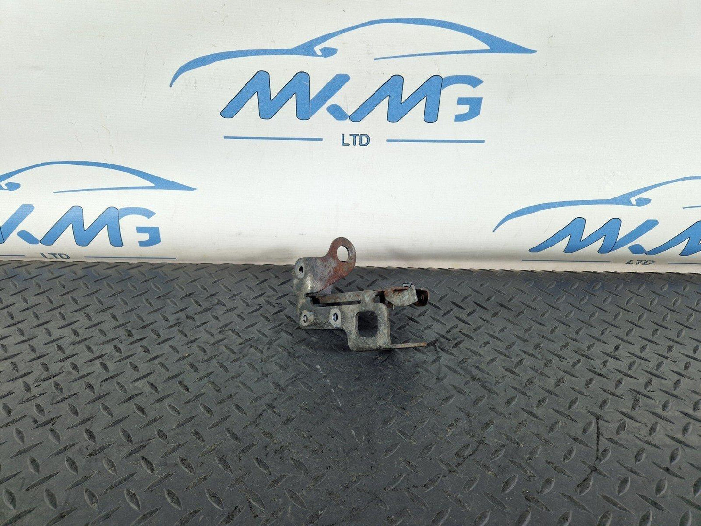 06-14 MERCEDES SPRINTER W906 ENGINE MOUNT SUPPORT CARRIER BRACKET A6512231541