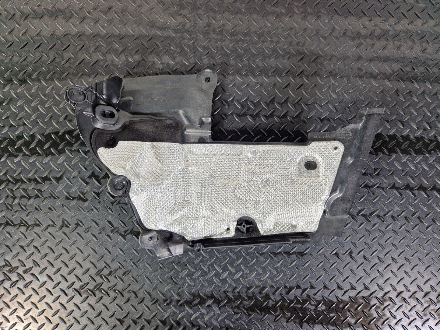 14-21 MERCEDES BENZ C200 W205 2.0L PETROL ENGINE PARTITION SHIELD A2056206001