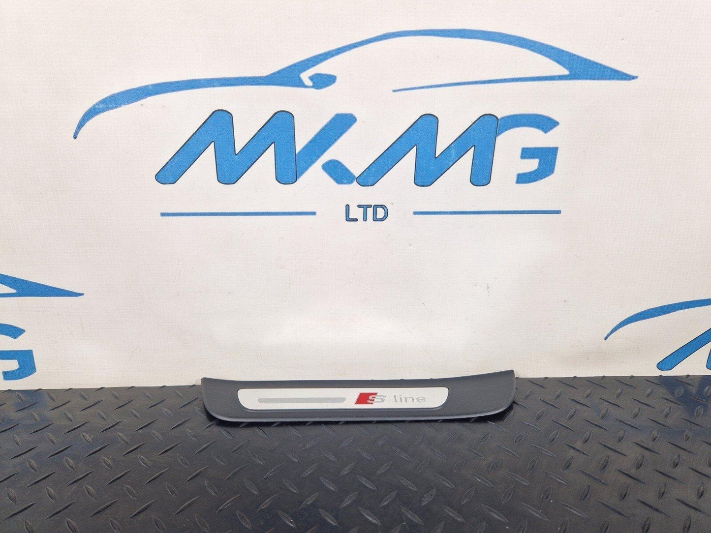 10-18 AUDI A7 4G S-LINE GENUINE OEM REAR LEFT DOOR SILL TRIM 4G8853375