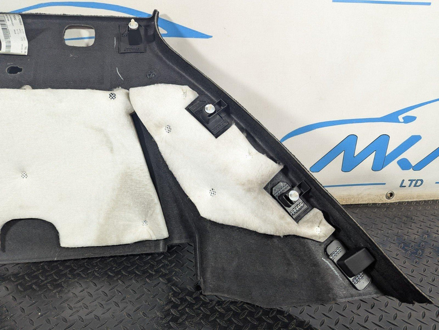 11-19 MERCEDES BENZ ML W166 GENUINE RIGHT BOOT TRIM PANEL A1666900241