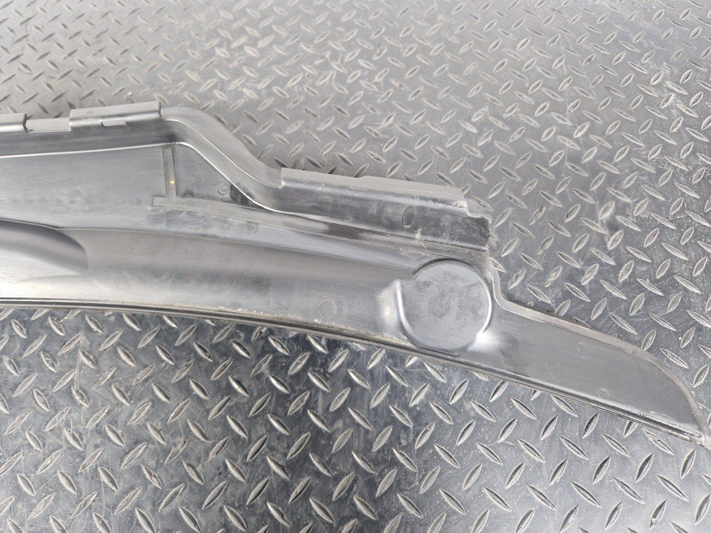 14-21 BMW 2 SERIES GRAN TOURER F45 F46 FRONT WINDSCREEN SCUTTLE PANEL 7301016