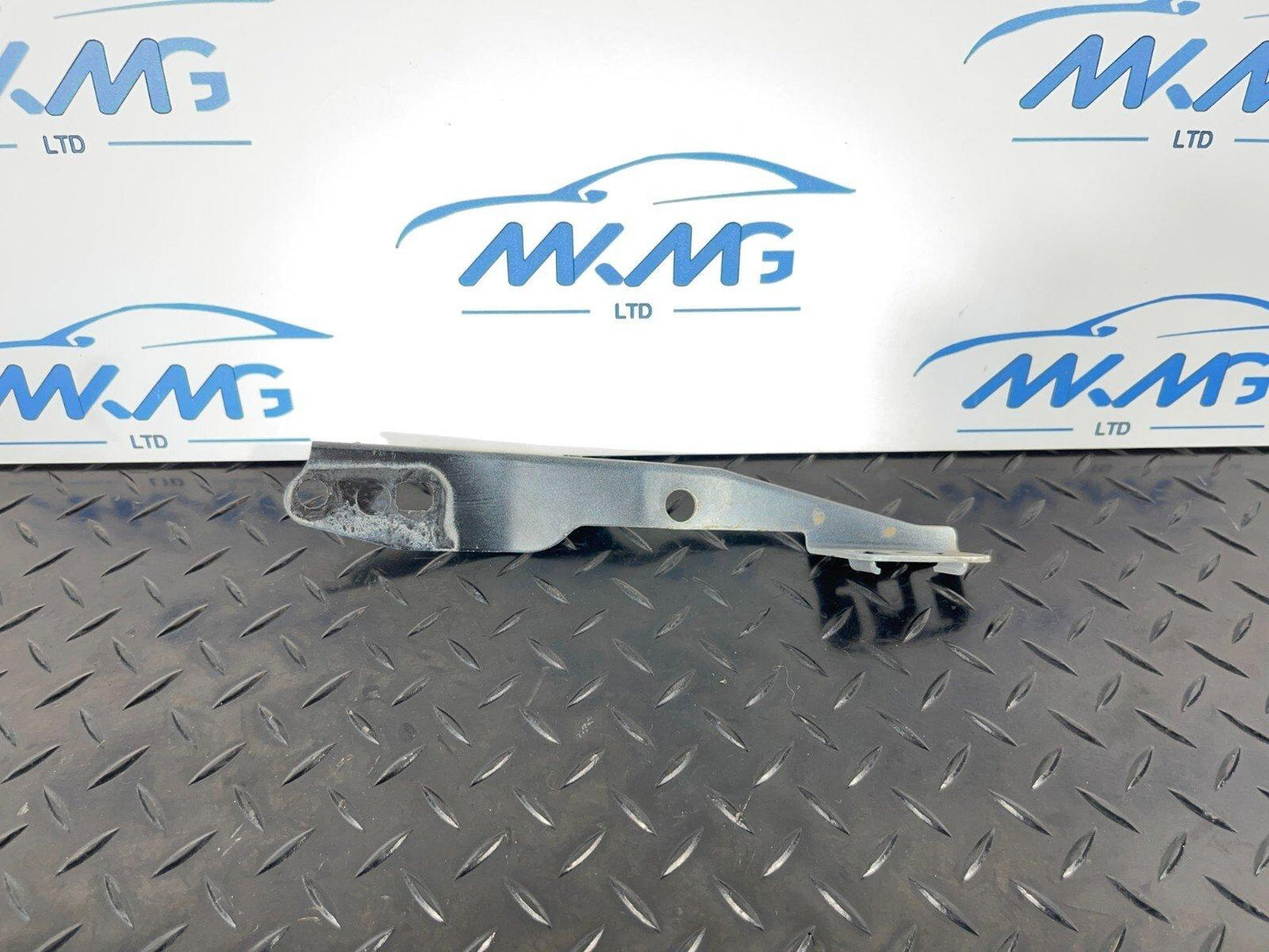 14-21 BMW 2 SERIES ACTIVE TOURER F45 DRIVER SIDE BONNET STRUT HOLDER 7300532