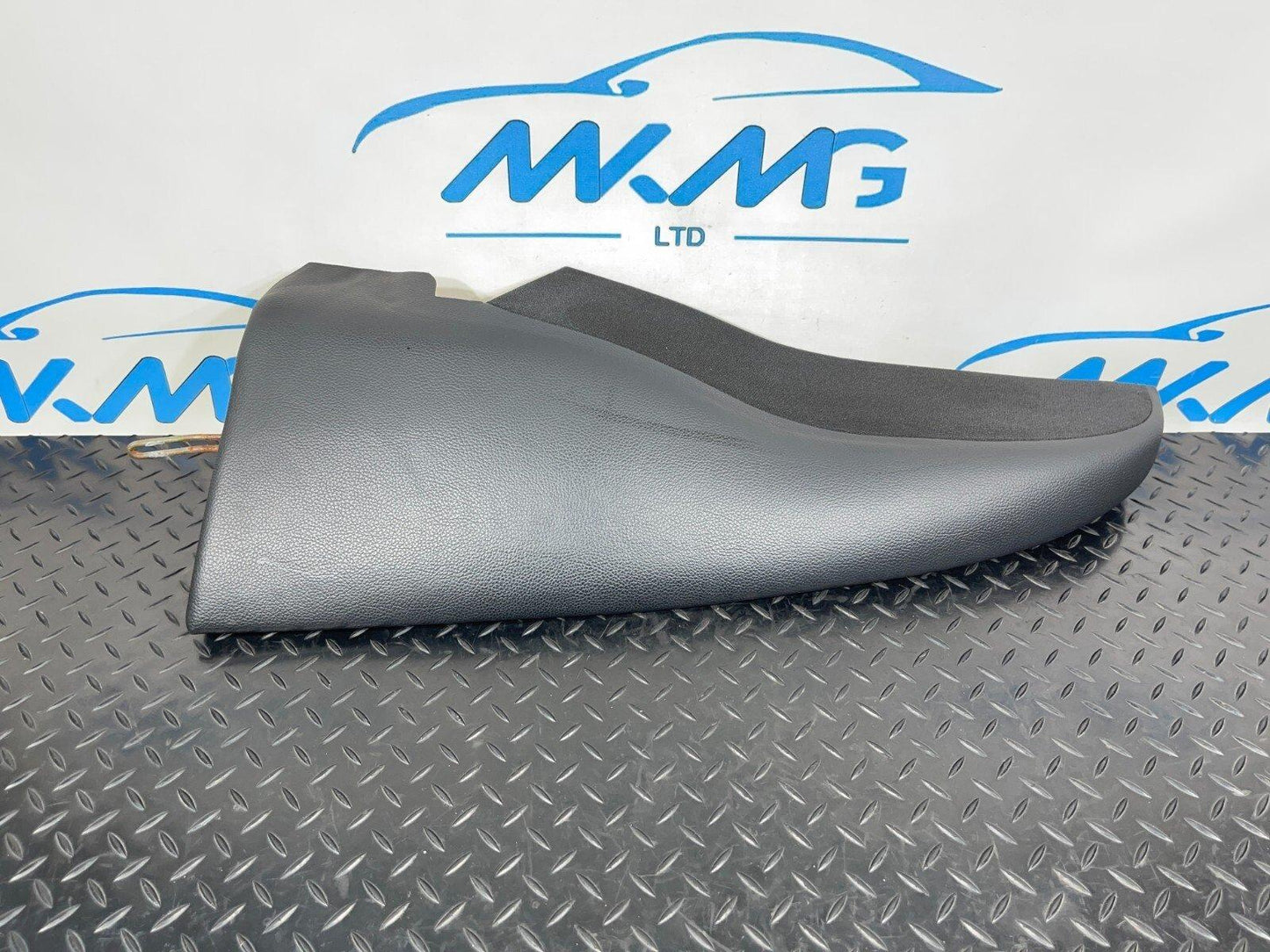 2014-2020 MERCEDES C CLASS W205 PASSENGER SIDE REAR SEAT BOLSTER 0309767AA9D88