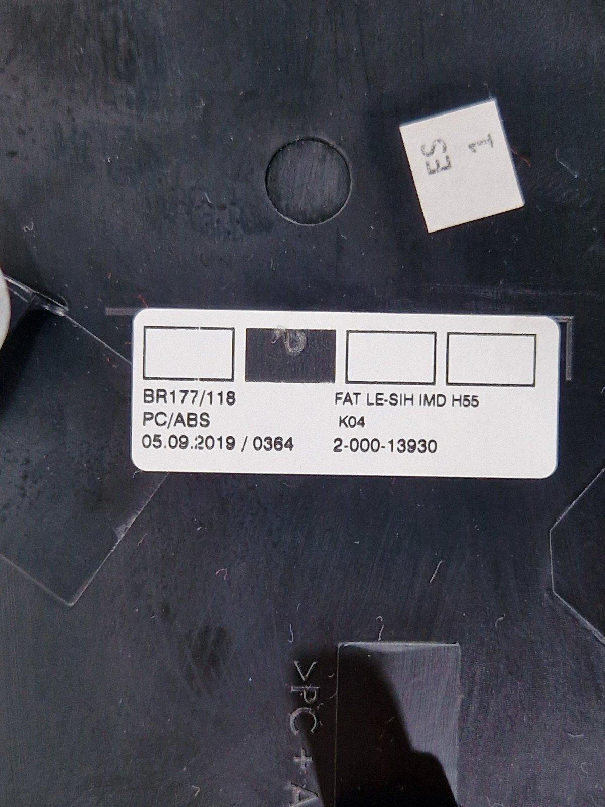 19-ON MERCEDES BENZ A CLASS W177 FRONT LEFT SIDE DOOR MOULDING TRIM A1777206701