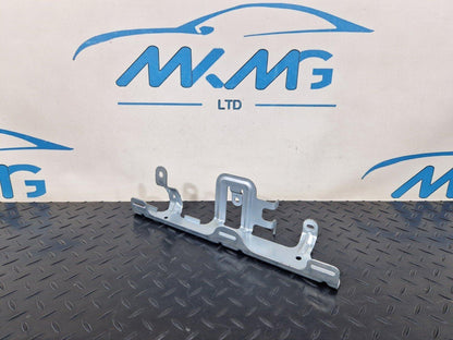 14-21 MERCEDES BENZ C200d W205 GENUINE RIGHT SIDE O/S BOOT BRACKET A2056914400