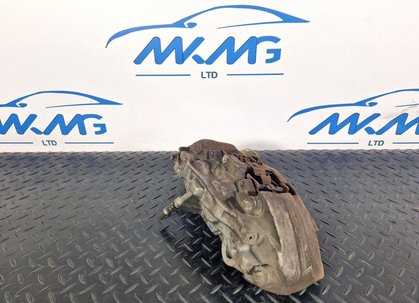 14-21 MERCEDES C CLASS W205 GENUINE BRAKE CALIPER FRONT DRIVER RIGHT A0114219898