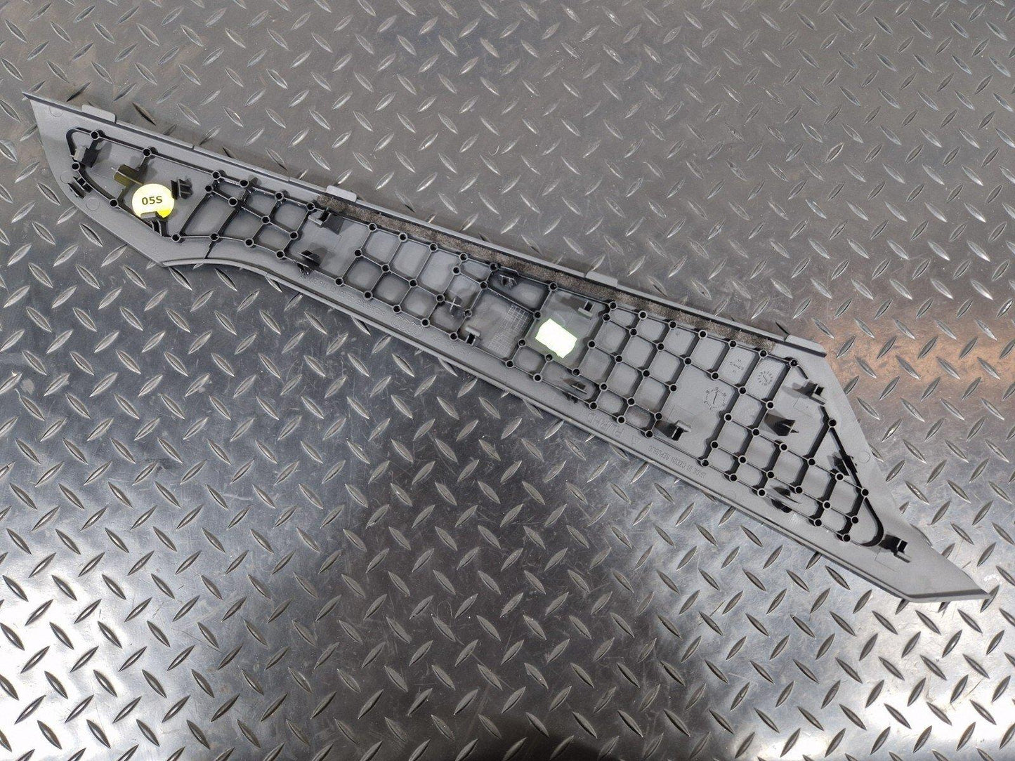 16-19 AUDI A4 B9 S-LINE LEFT PASSENGER SIDE CENTRE CONSOLE TRIM COVER 8W2863305