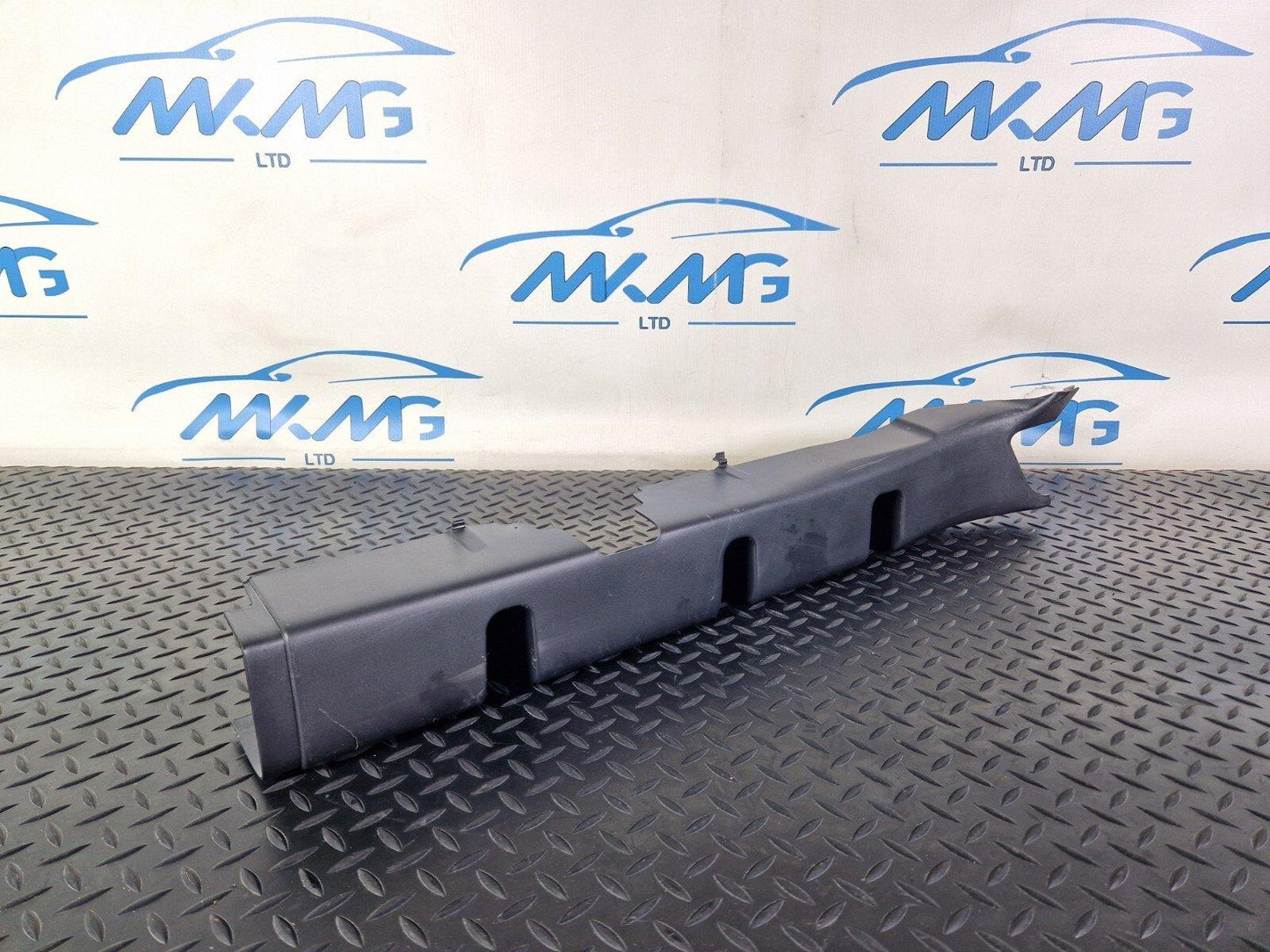 18-ON MERCEDES-BENZ SPRINTER W907 W910 CABLE DUCT GUIDE BRACKET A9078211200