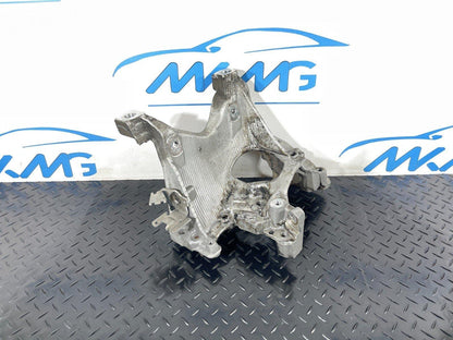 16-19 AUDI A4 B9 S-LINE QUATTRO RIGHT SIDE ENGINE MOUNT BRACKET 8W0399296E