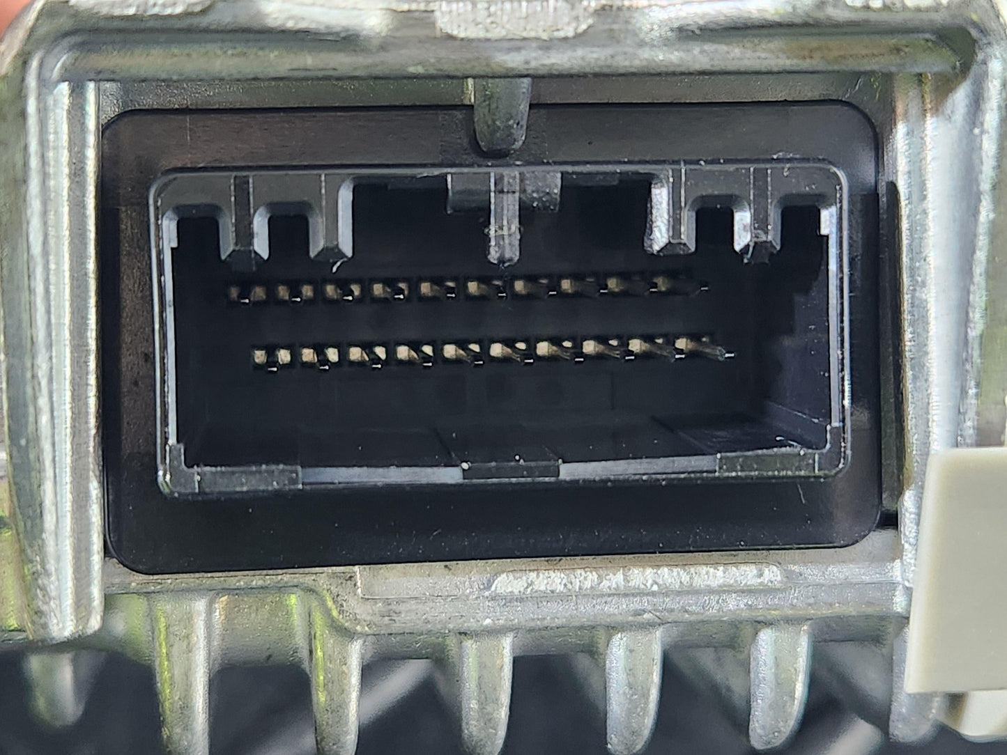 2019 - 2025 Range Rover Evoque L551 Front View Camera Lane Assist R8E214F404