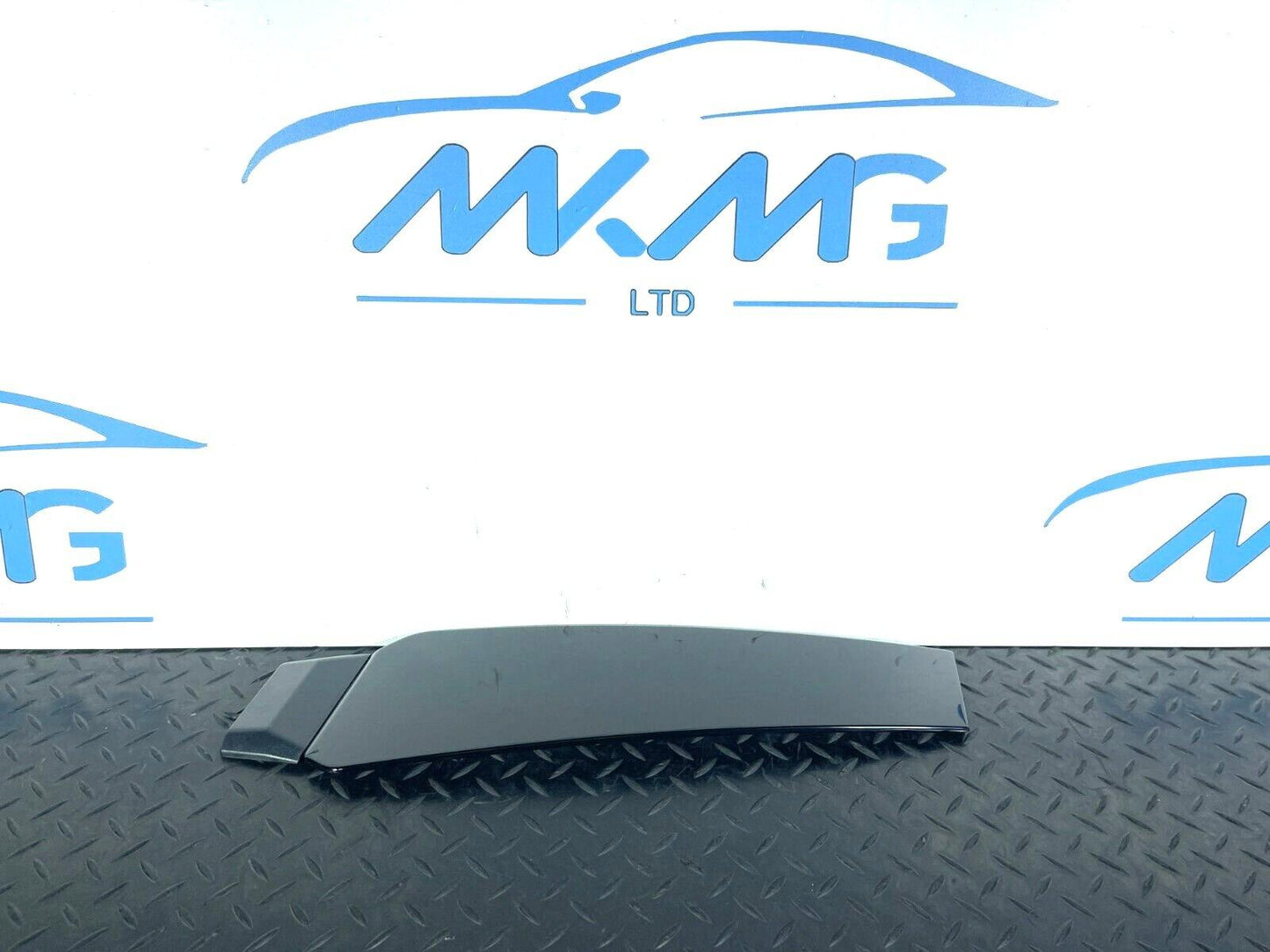 16-23 AUDI A5 F5 SPORTBACK S-LINE RIGHT SIDE EXTERIOR B-PILLAR COVER 8W8853290