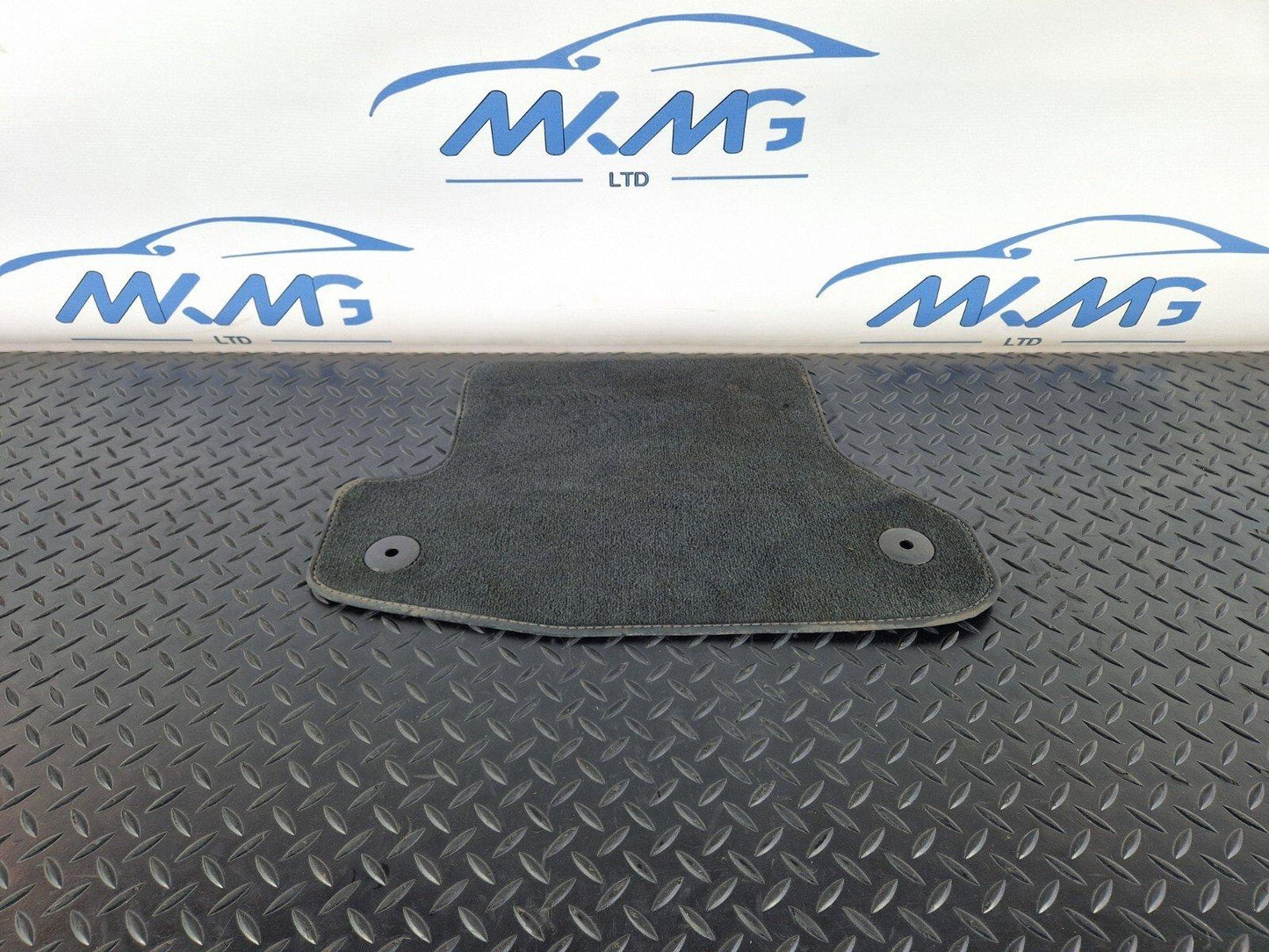 17-20 AUDI A5  REAR FLOOR MAT SET (2x) 8W6864450
