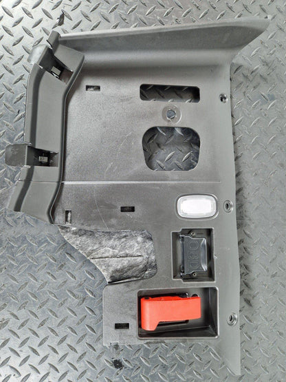 11-19 MERCEDES BENZ ML W166 UNDER DASH PANEL TRIM COVER RIGHT SIDE A1666803607