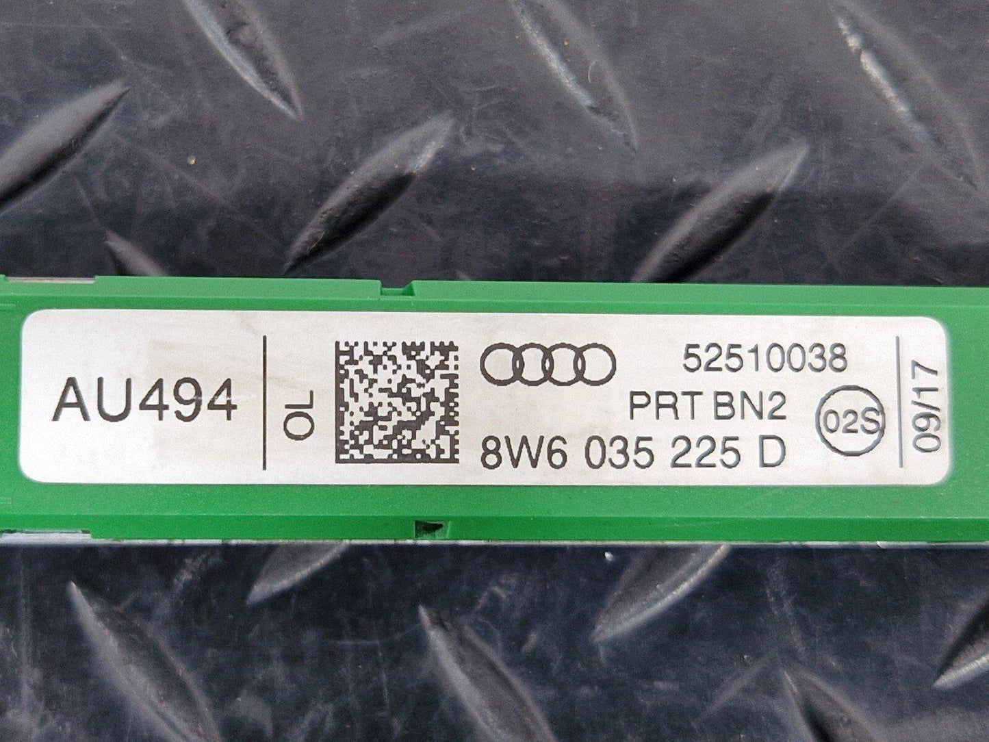 16-23 AUDI S5 COUPE ANTENNA AMPLIFIER BOOSTER GENUINE 8W6035225D