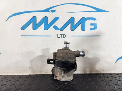 16-19 AUDI A4 B9 GENUINE COOLANT PUMP & BRACKET 8W0145879B 4H0965569A