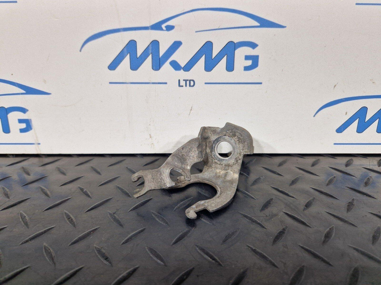 BMW 1 2 X1 X2 X3 SERIES BRAKE HOSE BRACKET LEFT SIDE F40 F44 F48 G01 G02 6854967