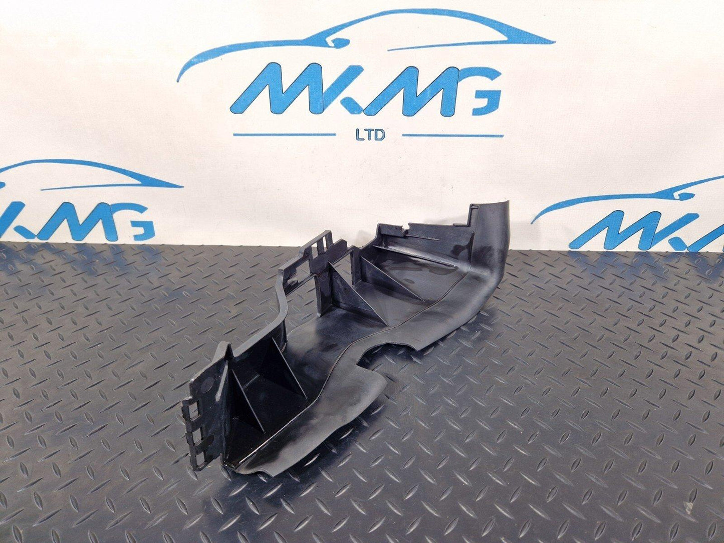 18ON MERCEDES BENZ SPRINTER W907 RIGHT SIDE MOUNTING CONSOLE BRACKET A9078802500