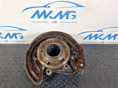 19-ON MERCEDES BENZ B CLASS W247 GENUINE DRIVER SIDE REAR WHEEL HUB A2473571400