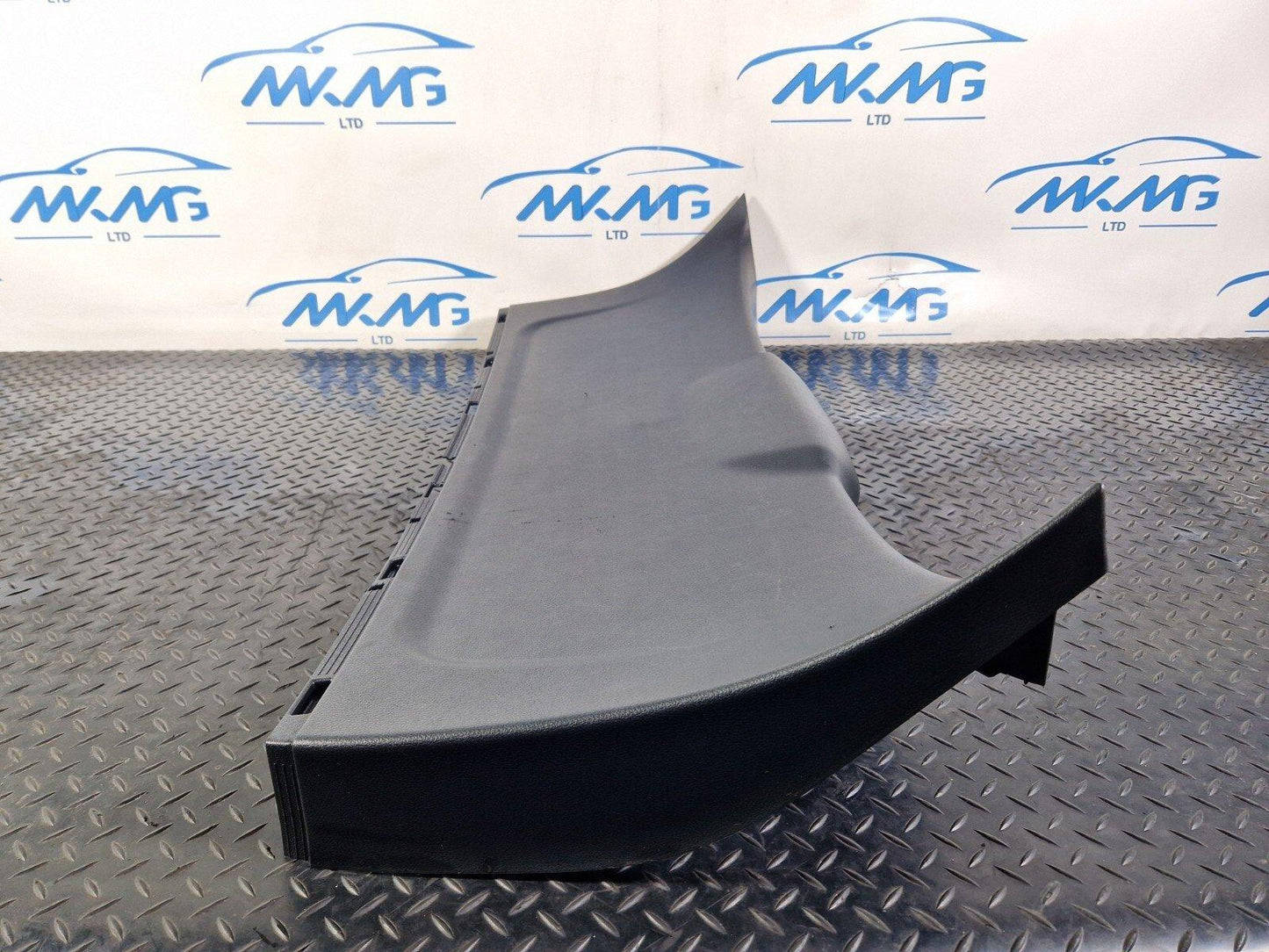 19-ON MERCEDES BENZ B CLASS W247 TAILGATE BOOT PANEL COVER TRIM A2477402300