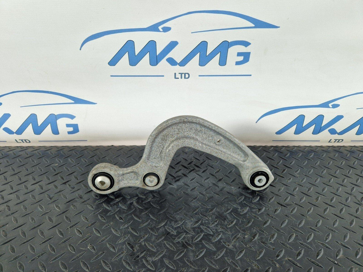 GENUINE AUDI A4 B9 A5 S5 F5 REAR LEFT OR RIGHT CONTROL ARM 8W0505361E