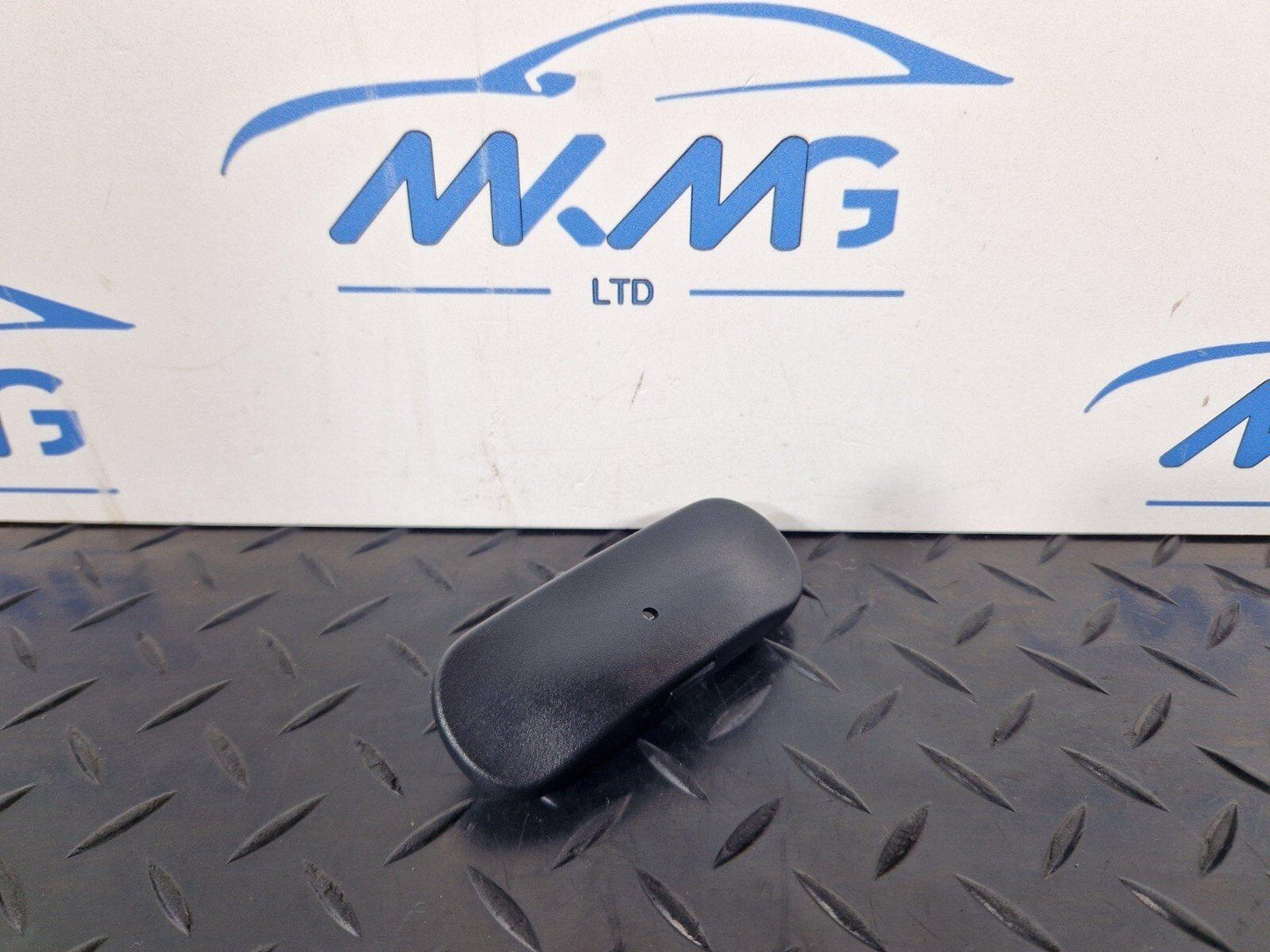 16-23 AUDI S5 COUPE GENUINE FRONT WINDSCREEN WASHER JET SPRAY 8W6955987A
