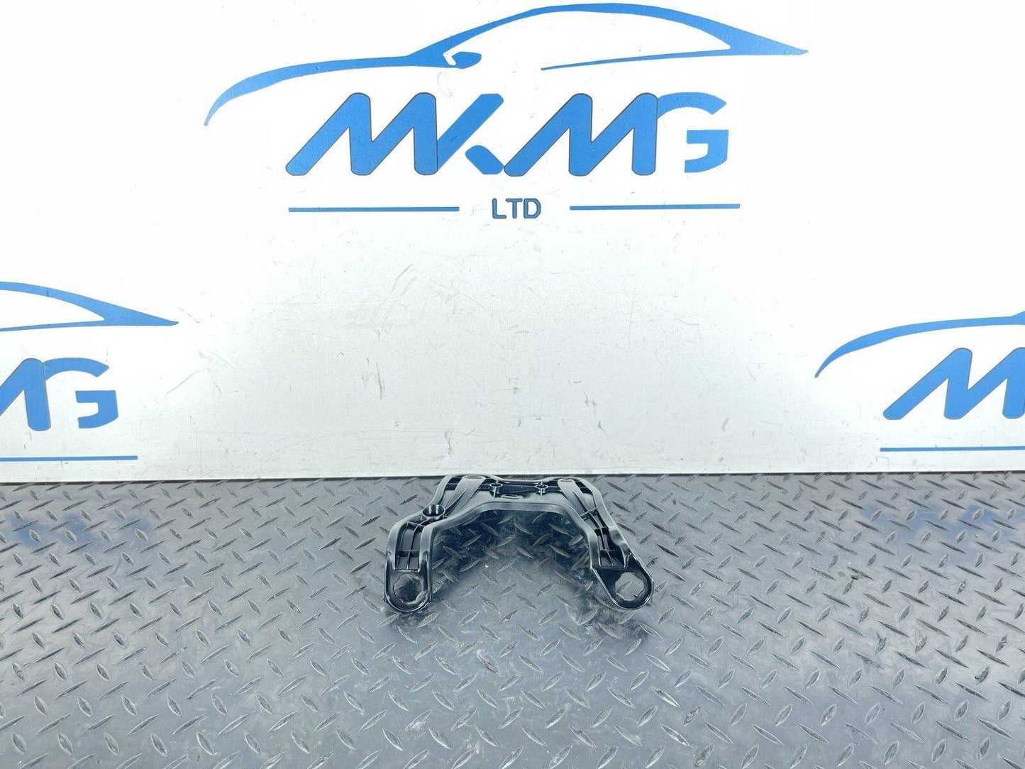 16-23 AUDI A5 F5 SPORTBACK S-LINE Coolant Expansion Tank Bracket 8W0121232L