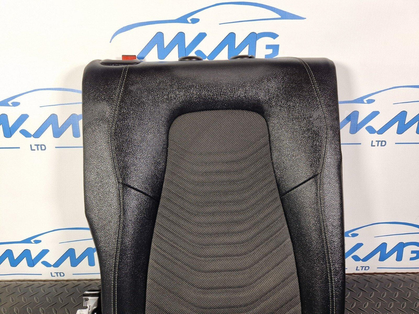 18-ON MERCEDES A CLASS W177 REAR RIGHT DRIVER SIDE SEAT HALF LEATHER A1779200600