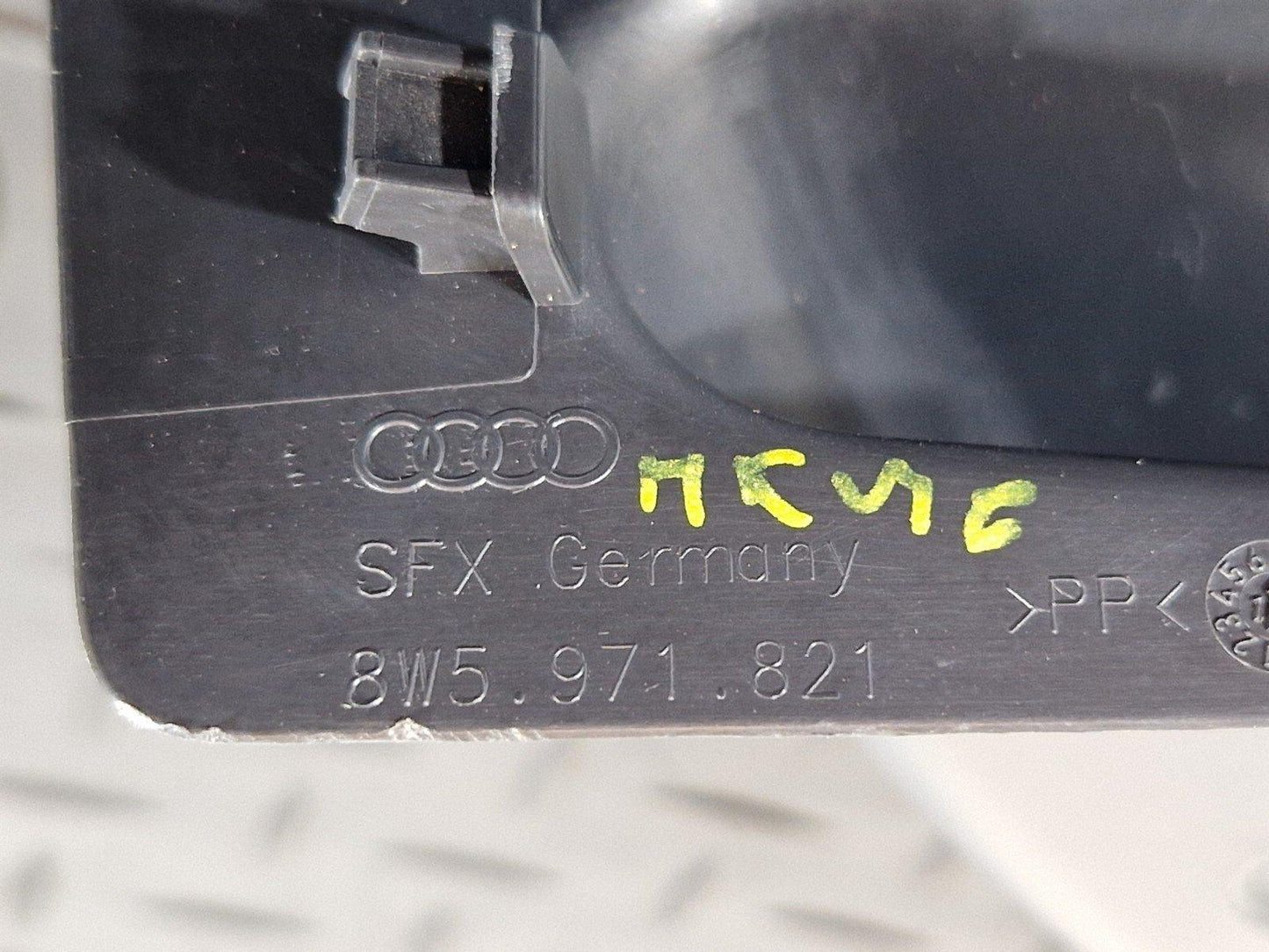 16-19 AUDI A4 B9 S-LINE GENUINE REAR LEFT BOOT LID HINGE COVER 8W5971821