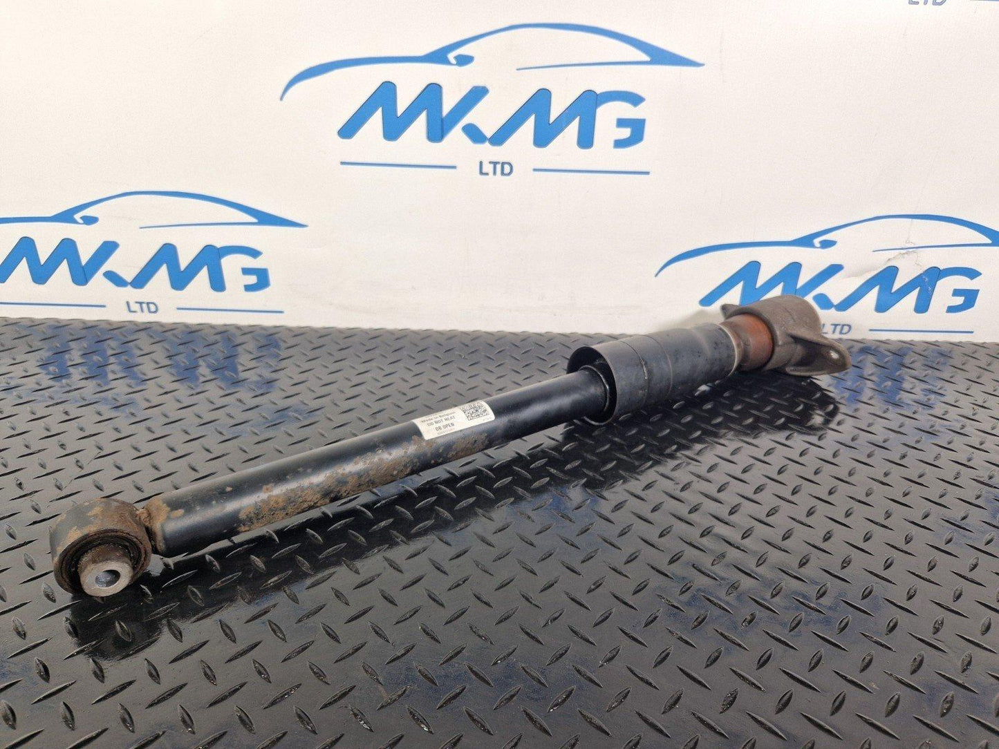 16-19 AUDI A4 B9 REAR LEFT OR RIGHT COMPLETE SHOCK ABSORBER 8W0513028N 8W0035P