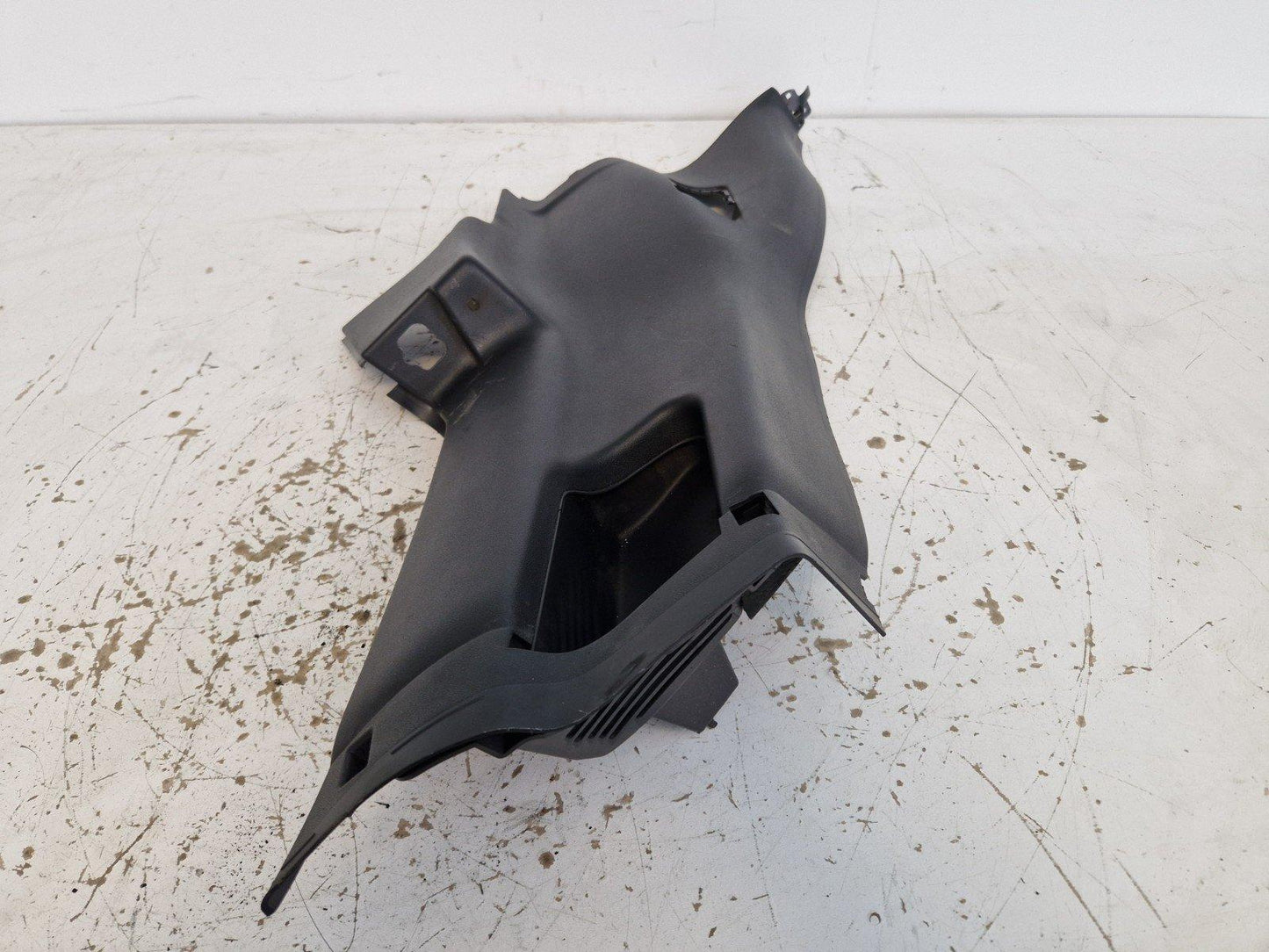 17-ON LAND ROVER DISCOVERY L462 REAR RIGHT C PILLAR LOCK TRIM COVER HY3202650
