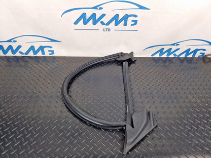 16-23 AUDI A5 F5 SPORTBACK FRONT RIGHT DOOR WINDOW APERTURE INNER SEAL 8W8837480