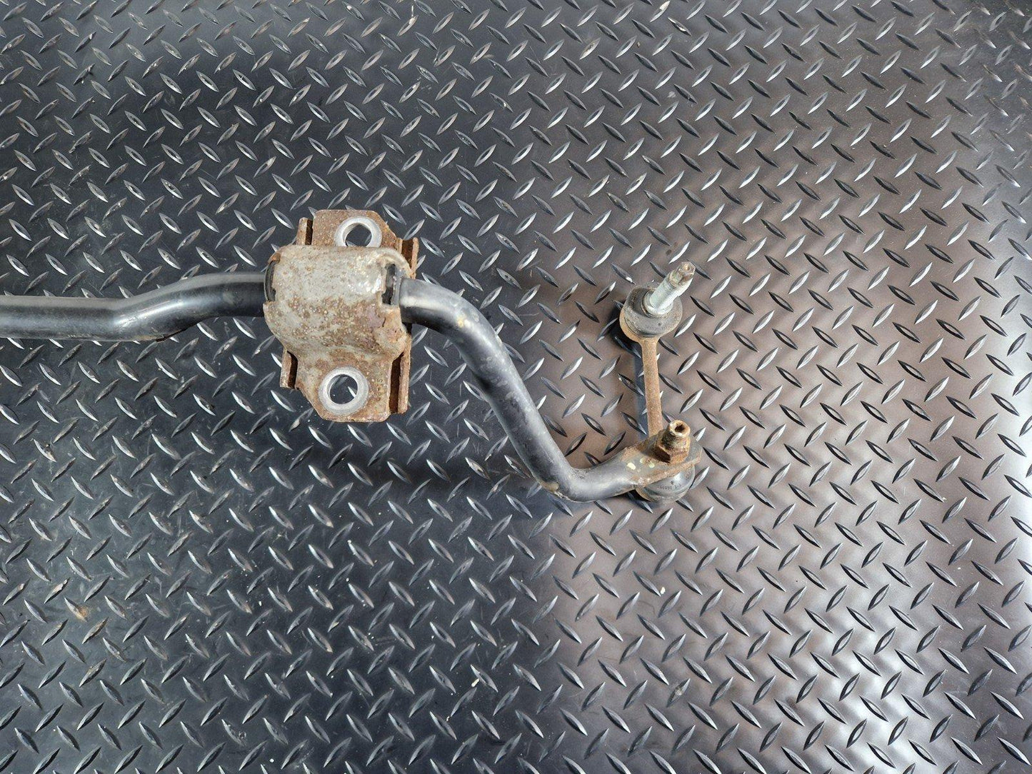 11-19 MERCEDES BENZ ML W166 GENUINE REAR ANTI ROLL SWAY BAR A1663260165