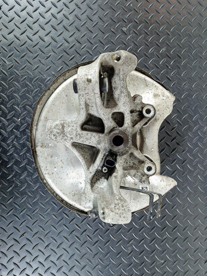 16-19 AUDI A4 B9 GENUINE REAR RIGHT O/S WHEEL HUB & BEARING 8W0615612 8W0505460F