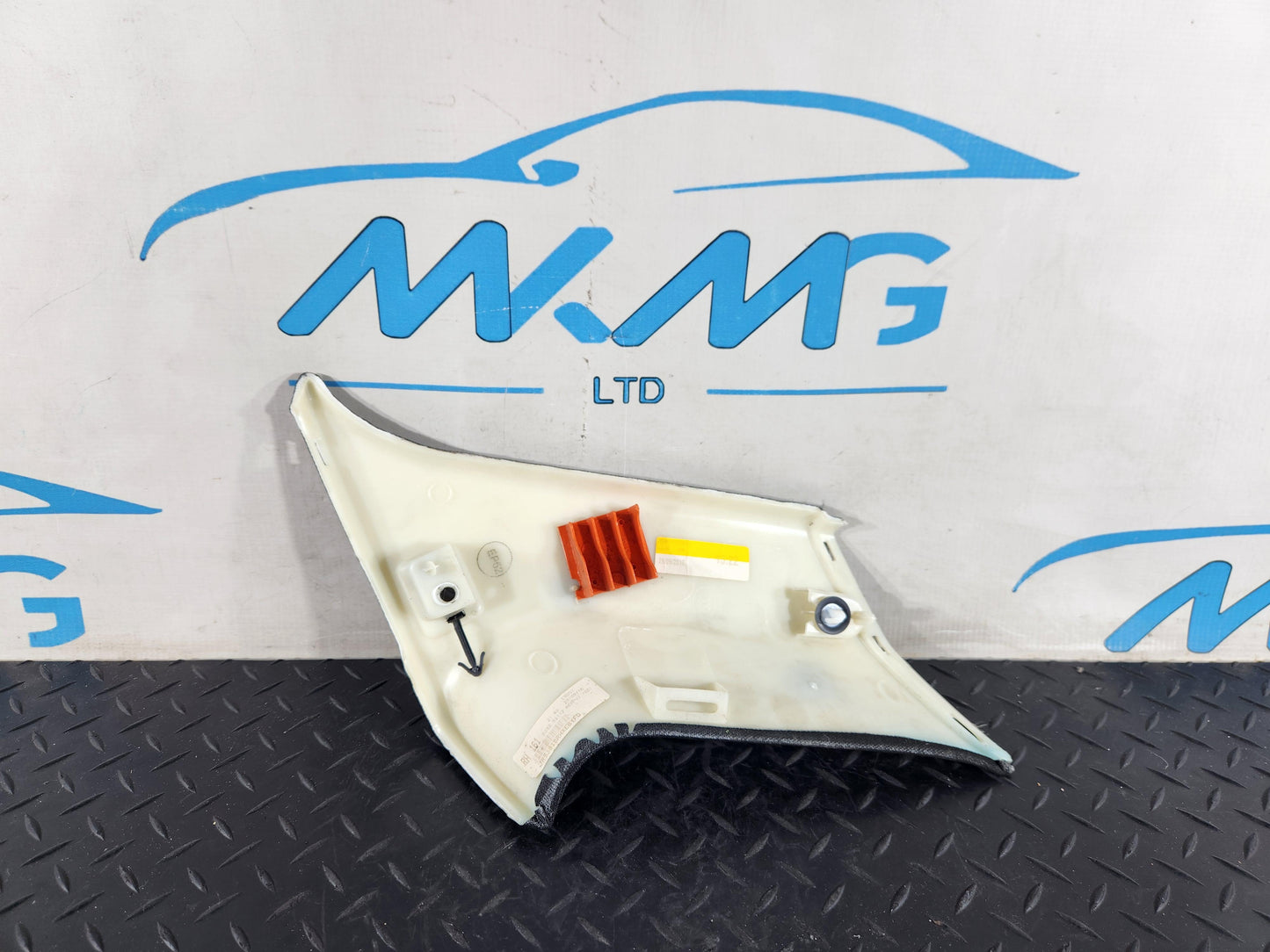12-18 Range Rover Evoque L538 Rear Right Upper C-Pillar Trim BJ3231112AD