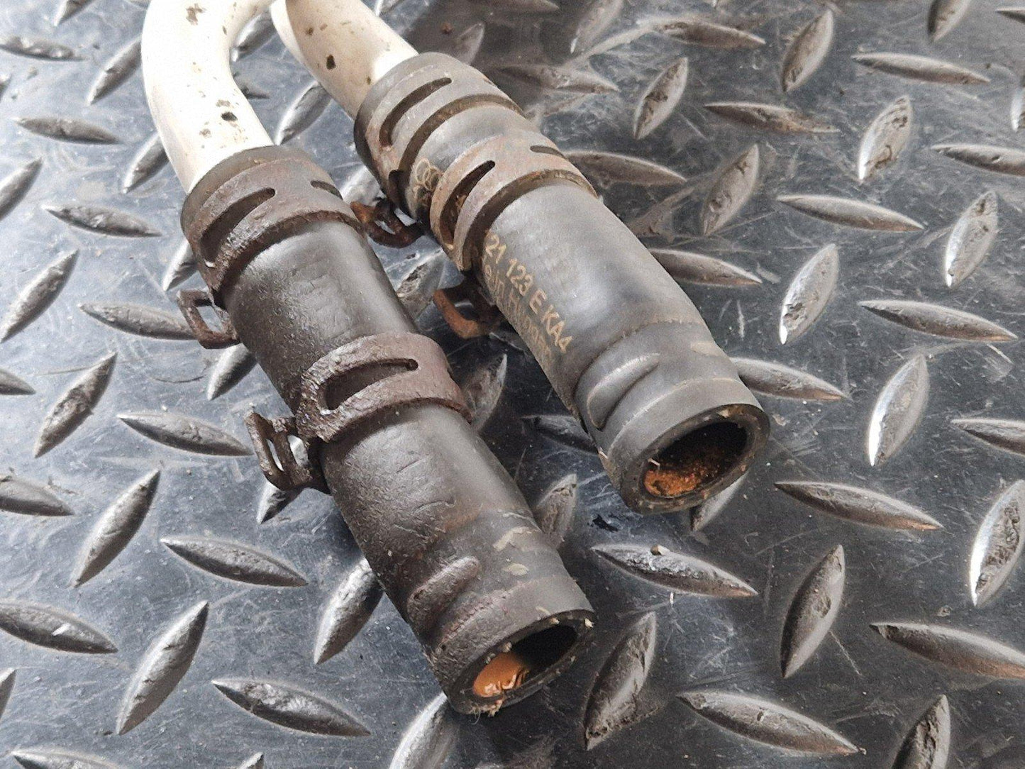 16-20 AUDI Q7 4M GENUINE ENGINE COOLANT HOSE PIPES 4M0121123E 4M0122050