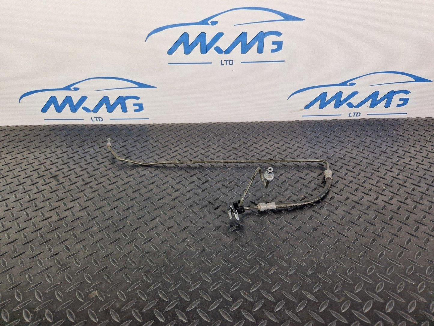 14-20 MERCEDES BENZ GLA 200 X156 OEM CLUTCH CABLE PIPE A2462900000