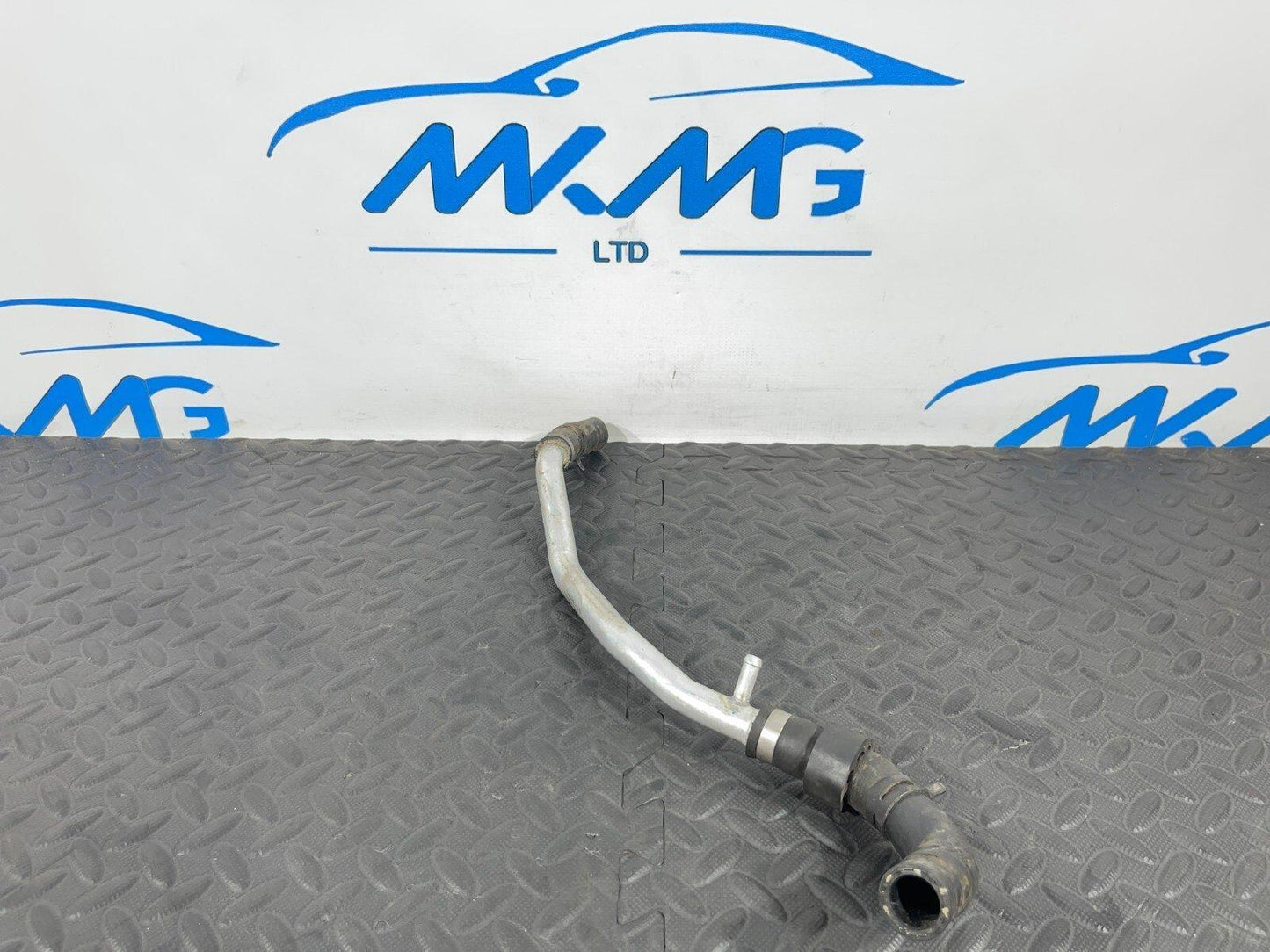 14-21 MERCEDES BENZ C300 W205 GENUINE COOLANT HOSE PIPE A2058303302