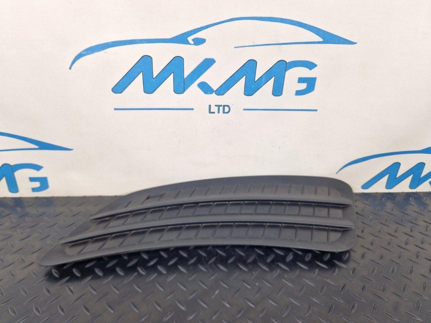 18-ON MERCEDES BENZ SPRINTER W907 EXTERIOR TRIM A9108360200