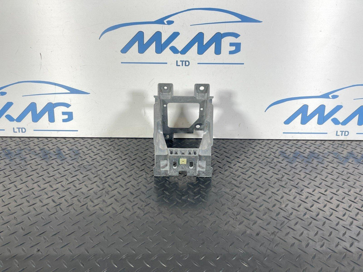 16-22 BMW X1 F48 CENTER ARMREST BRACKET MOUNT 1269312