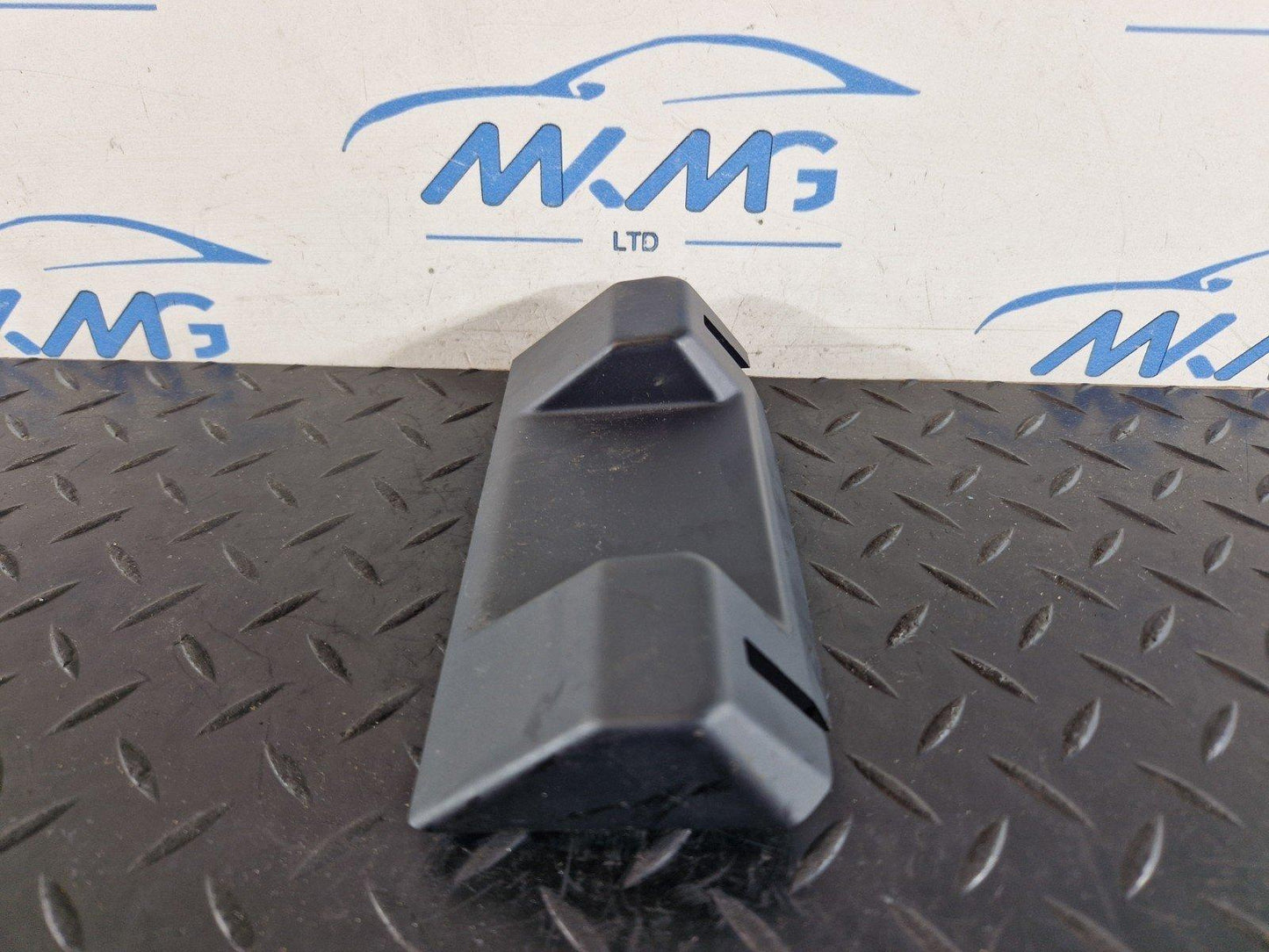 LAND ROVER DISCOVERY SPORT L550 2018 ARMREST GAP HIDER COVER FK72-611F06-A