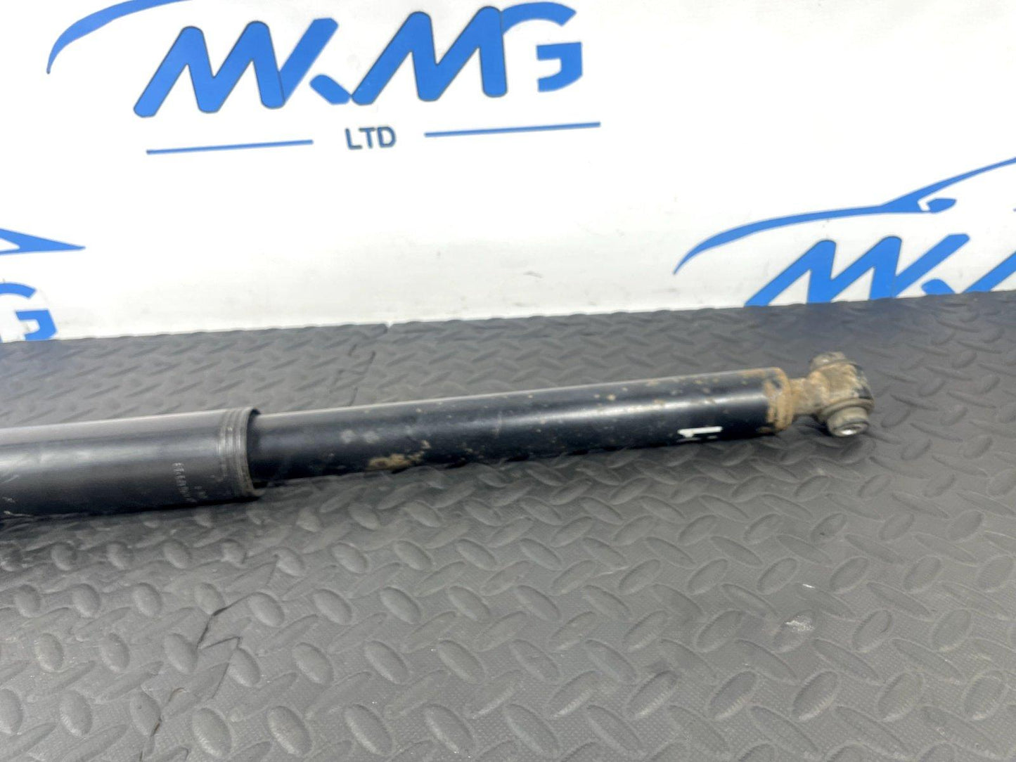 12-18 MERCEDES A B CLA-W176 W246 C117 GENUINE REAR SHOCK ABSORBER A1763201531