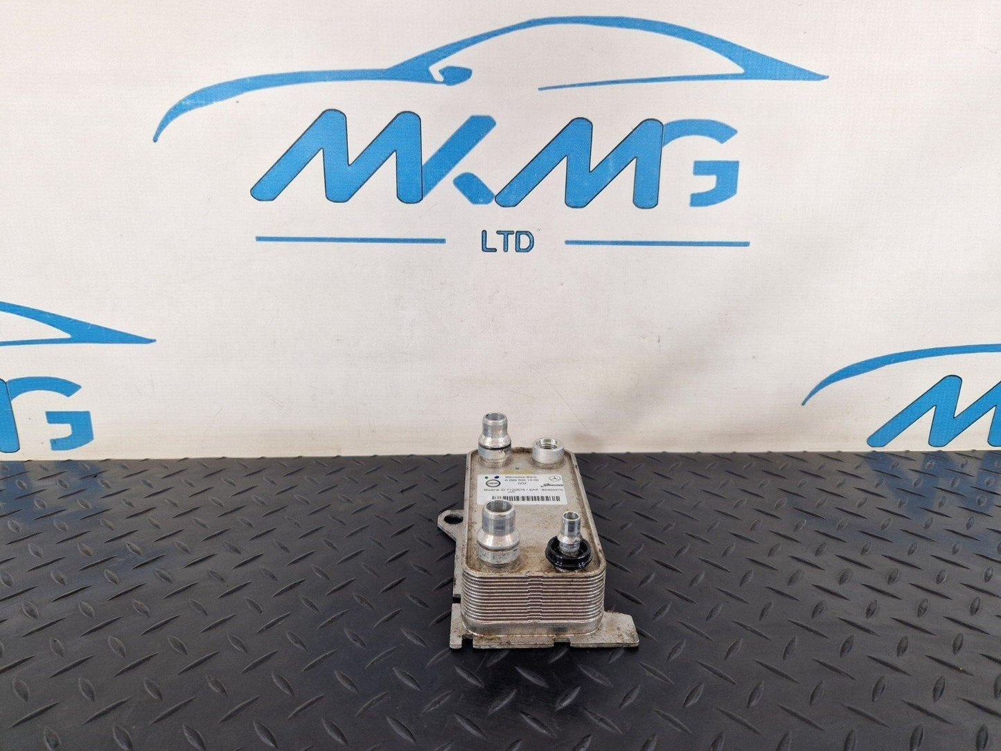 14-21 MERCEDES BENZ C300h W205 TRANSMISSION GEARBOX OIL COOLER UNIT A0995001300