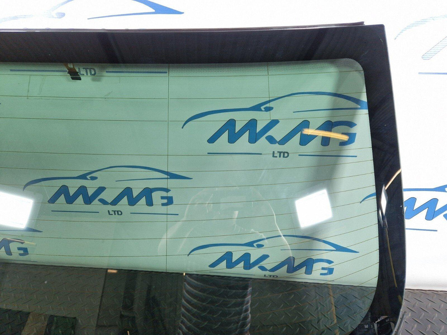 11-18 BMW 6 SERIES F06 GENUINE REAR CENTRE WINDOW GLASS WINDSCREEN 43R-001090