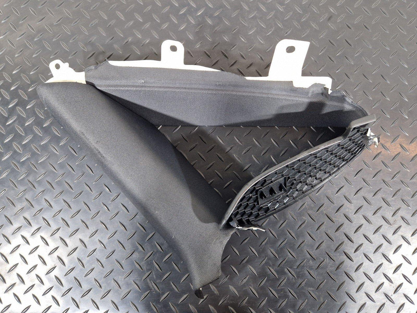 10-18 AUDI A7 4G S-LINE GENUINE RIGHT SIDE C PILLAR BLACK TRIM COVER 4G8867288