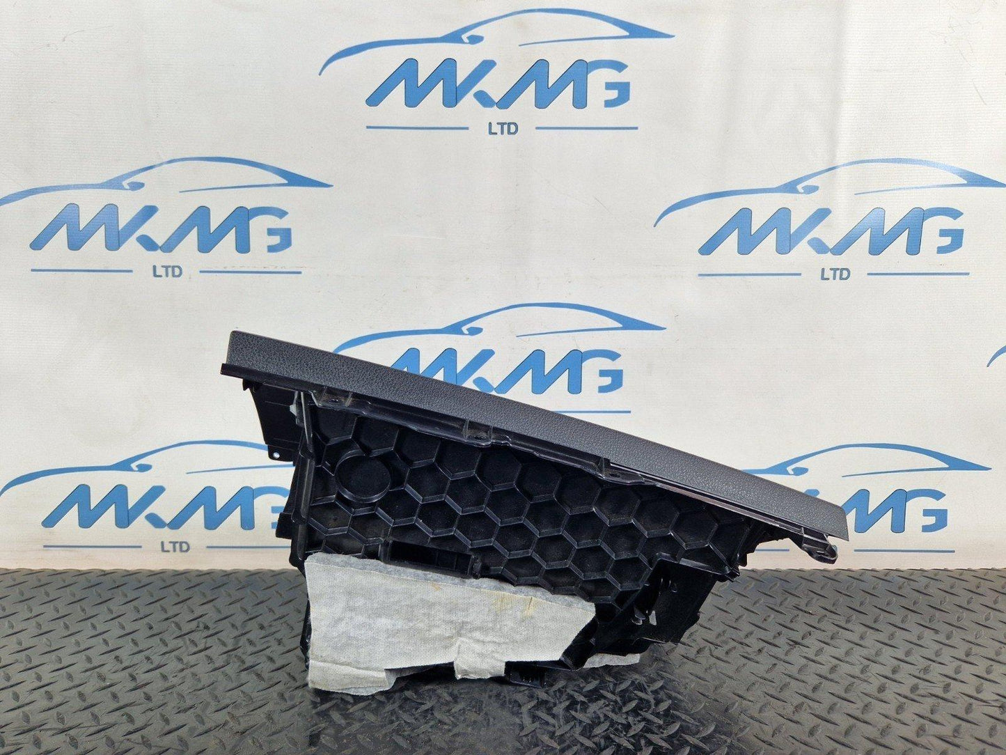 BMW 1 SERIES GENUINE GLOVE BOX STORAGE COMPARTMENT 922725006